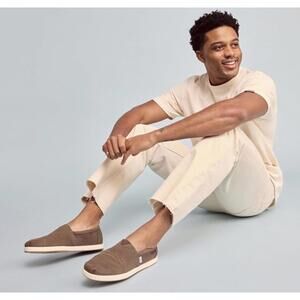 TOMS Alp FWD Waxed Recycled Cotton Canvas Canteen Green NEW IN BOX 10